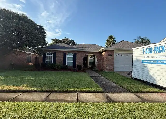 Property at 66 Granada Dr, Kenner, LA, 70065, 3 beds, 2 baths, [object Object]