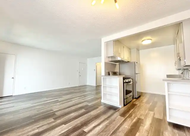 Property at 1035 N Harper Ave Unit 9, West Hollywood, CA, 90046, 2 beds, 2 baths, [object Object]