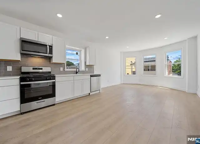 Property at 61 Farnham Ave Unit 1, Garfield, NJ, 07026, 2 beds, 1 bath, [object Object]