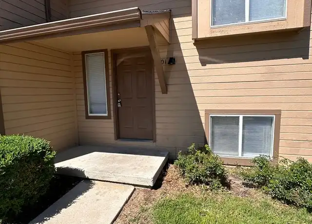 Property at 1625 S Beech St Unit 201, Wichita, KS, 67207, 2 beds, 1.5 baths, [object Object]