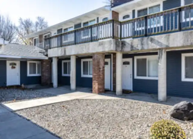 Property at 810 N Sherman St Unit 9, Danville, IL, 61832, 2 beds, 1 bath, [object Object]