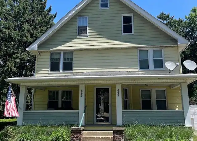 Property at 2551 Elmwood St, Cuyahoga Falls, OH, 44221, 3 beds, 1 bath, [object Object]
