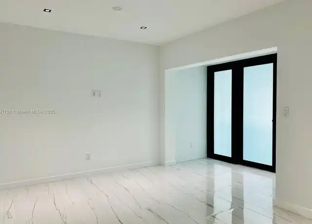 Property at 1155 102nd St Unit 10, Bay Harbor Islands, FL, 33154, 2 beds, 1 bath, [object Object]