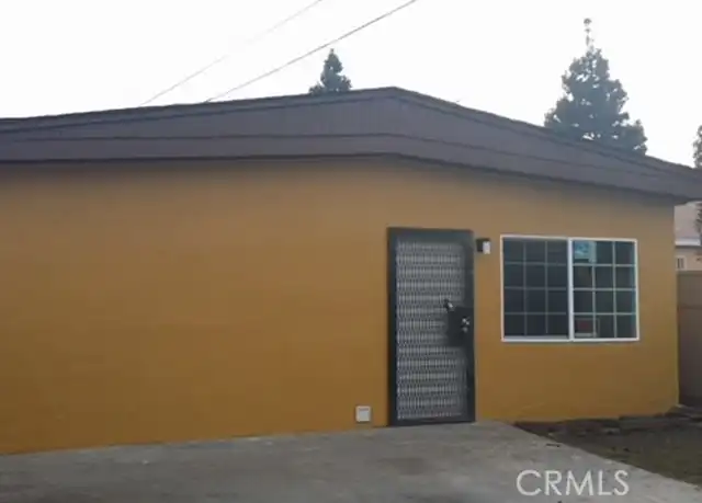 Property at 2016 E 117th St Unit 2, Los Angeles, CA, 90059, 2 beds, 1 bath, [object Object]