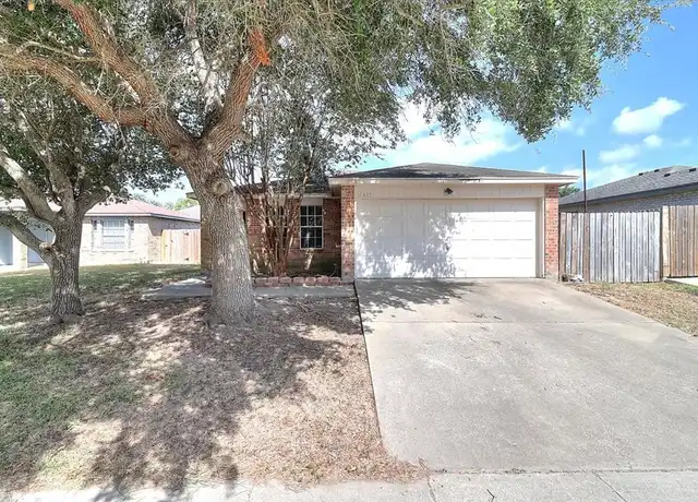 Property at 7833 Wolverine Dr, Corpus Christi, TX, 78414, 3 beds, 2 baths, [object Object]