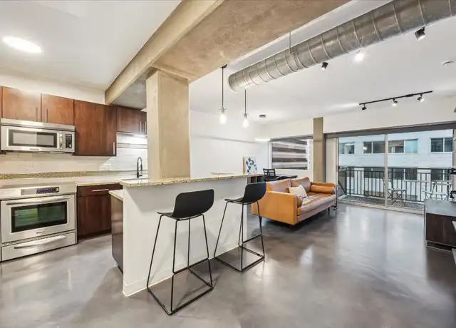 Property at 800 Brazos St #1002, Austin, TX, 78701, 1 bed, 1 bath, [object Object]