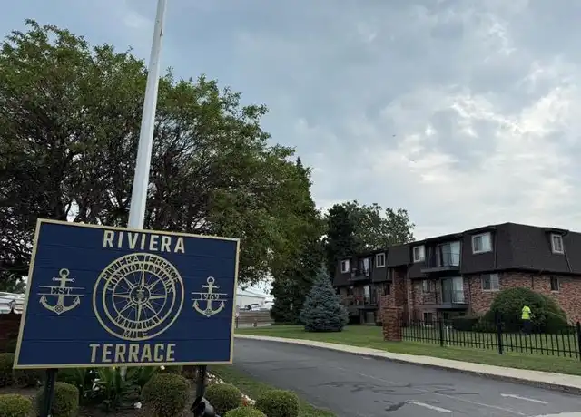 Property at 103 Riviera Dr, St Clair Shores, MI, 48080, 1 bed, 1 bath, [object Object]