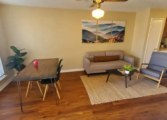Property at 4437 Torrance Dr NW Unit D, Huntsville, AL, 35816, 2 beds, 1 bath, [object Object]