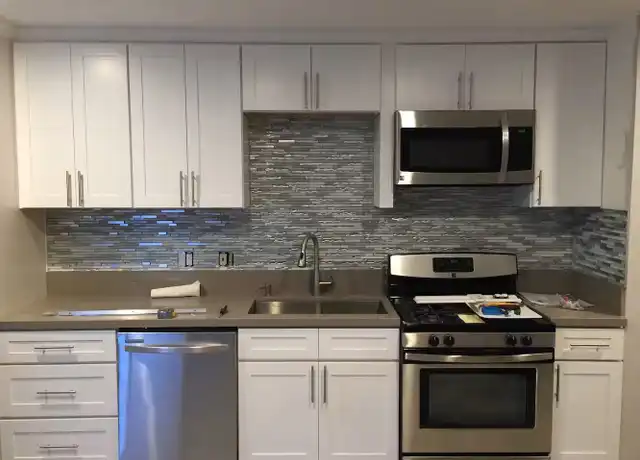 Property at 2055 Albatross St Unit 6, San Diego, CA, 92101, 1 bed, 1 bath, [object Object]