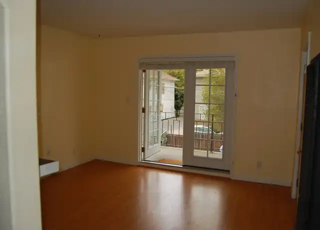 Property at 2414 P St Unit 12, Sacramento, CA, 95816, 1 bed, 1 bath, [object Object]