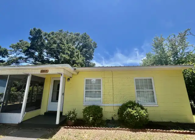 Property at 5517 W Jackson St, Pensacola, FL, 32506, 2 beds, 1 bath, [object Object]