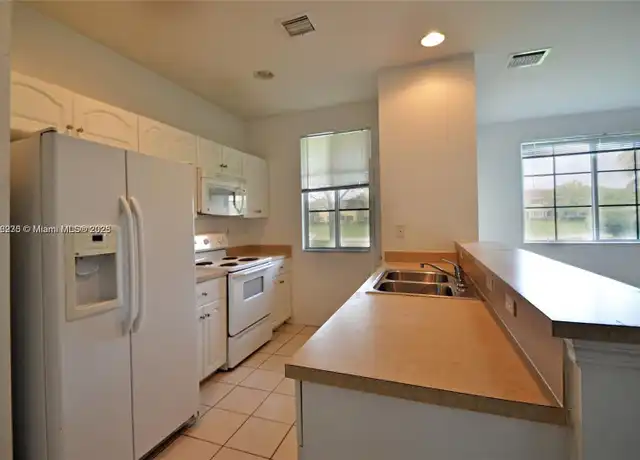 Property at 6060 SW 19th Ct #6060, North Lauderdale, FL, 33068, 2 beds, 2.5 baths, [object Object]