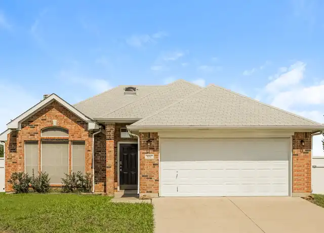 Property at 5017 Eastcreek Dr, Arlington, TX, 76018, 3 beds, 2 baths, [object Object]