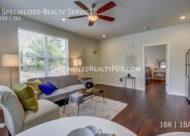 Property at 686 SE Spokane St Unit 3, Portland, OR, 97202, 1 bed, 1 bath, [object Object]