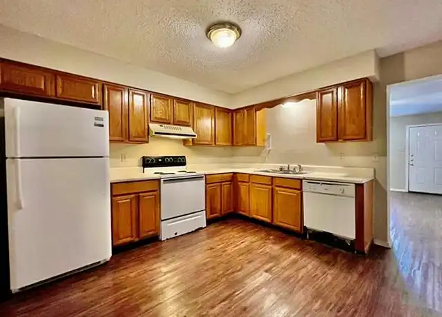 Property at 3053 Olympia Dr, Denton, TX, 76209, 2 beds, 1.5 baths, [object Object]