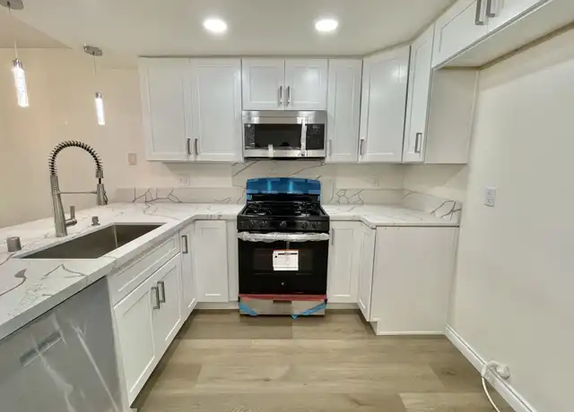 Property at 936 Fairway Ave Unit A, Colton, CA, 92324, 2 beds, 1.5 baths, [object Object]