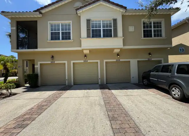 Property at 2854 Oakwater Dr, Kissimmee, FL, 34747, 3 beds, 2 baths, [object Object]