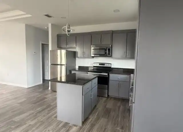Property at 3921 Las Vistas Ln, Weslaco, TX, 78596, 2 beds, 2 baths, [object Object]
