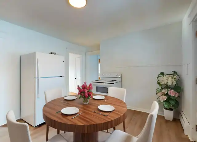 Property at 28 State St Unit 2, Sanford, ME, 04073, 4 beds, 1 bath, [object Object]