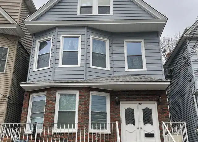 Property at 96 W 30th St Unit 1, Bayonne, NJ, 07002, 2 beds, 1 bath, [object Object]
