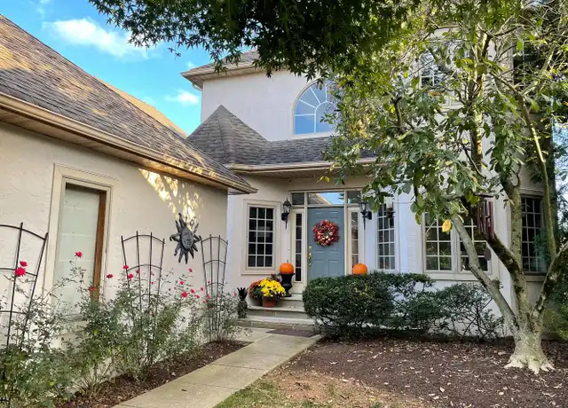 Property at 327 Overlook Ln, Conshohocken, PA, 19428, 4 beds, 3.5 baths, [object Object]
