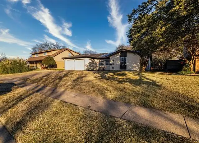 Property at 704 Kindred Ln, Richardson, TX, 75080, 3 beds, 2 baths, [object Object]