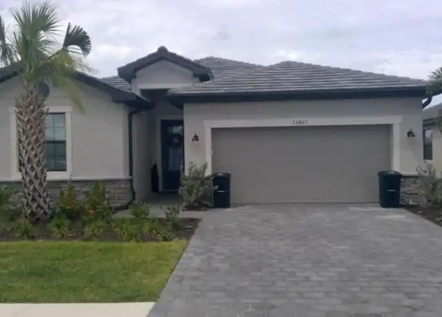 Property at 13845 Pine Lodge Ln, Fort Myers, FL, 33913, 4 beds, 3 baths, [object Object]