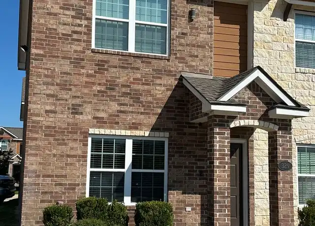Property at 301 Southwest Pkwy, College Station, TX, 77840, 2 beds, 2.5 baths, [object Object]