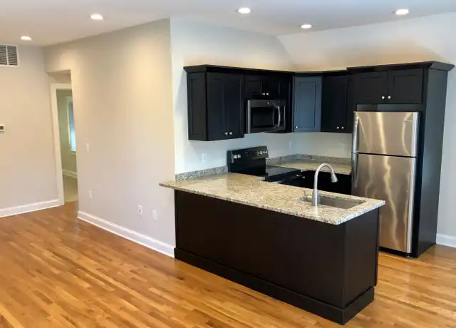 Property at 173 Butternut St #2, Middletown, CT, 06457, 2 beds, 1 bath, [object Object]