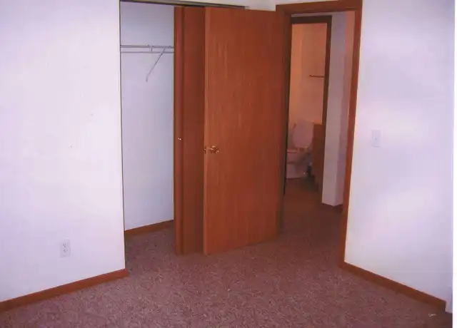 Property at 5466 Fillmore St Unit D, Allendale, MI, 49401, 4 beds, 1.5 baths, [object Object]