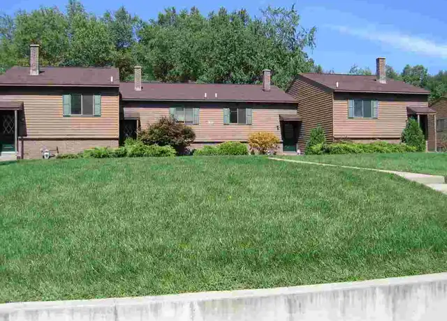 Property at 5466 Fillmore St Unit D, Allendale, MI, 49401, 4 beds, 1.5 baths, [object Object]