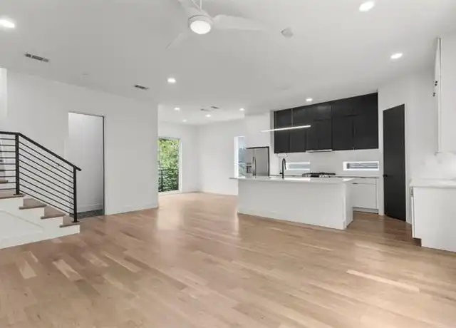 Property at 2916 Hawthorne Ave #105, Dallas, TX, 75219, 2 beds, 2.5 baths, [object Object]