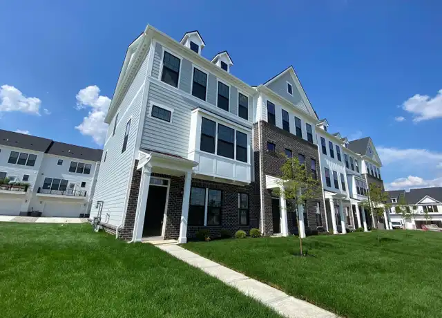 Property at 10947 Belgian Ln, Zionsville, IN, 46077, 3 beds, 2.5 baths, [object Object]