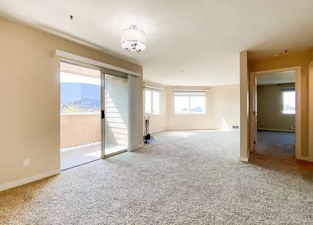 Property at 6400 Christie Ave #3312, Emeryville, CA, 94608, 2 beds, 2 baths, [object Object]