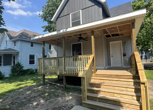 Property at 712 N Sycamore St Unit 1/2, Lansing, MI, 48906, 2 beds, 1 bath, [object Object]