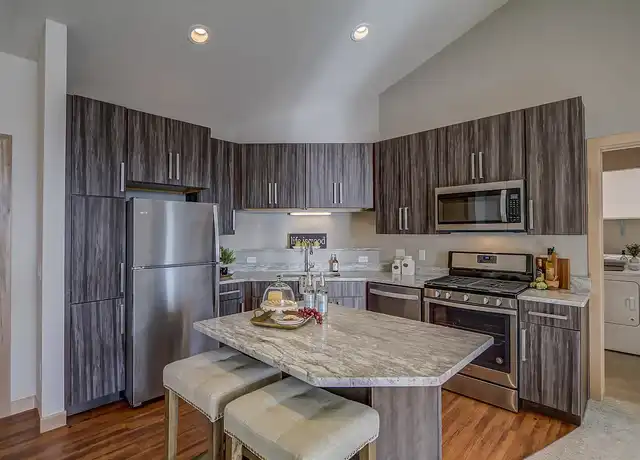 Property at The McHenry - 1120 W Main St, Sun Prairie, WI, 53590, 1-3 bed, 1-2 bath, [object Object]
