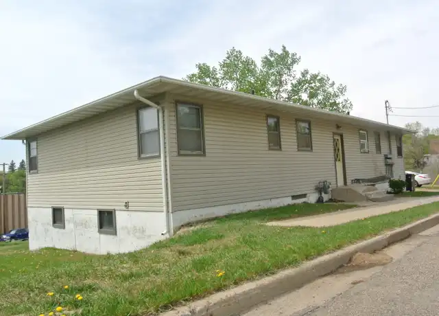 Property at 902 Beacon St Unit 2, Minot, ND, 58701, 2 beds, 1 bath, [object Object]