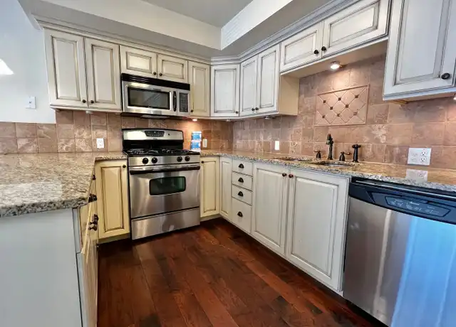 Property at 233 N Meldrum St Unit B2, Fort Collins, CO, 80521, 2 beds, 1 bath, [object Object]