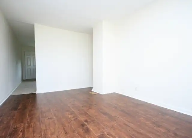 Property at 1015 McKee Rd Unit B, Toney, AL, 35773, 2 beds, 1 bath, [object Object]