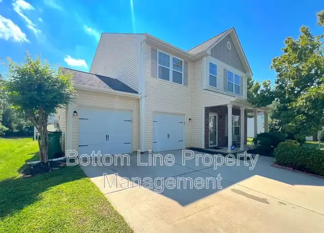 Property at 2602 Impatien Dr, Charlotte, NC, 28215, 3 beds, 2.5 baths, [object Object]