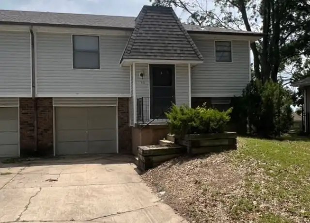 Property at 17305 E 48th Street Ct S, Independence, MO, 64055, 2 beds, 1.5 baths, [object Object]