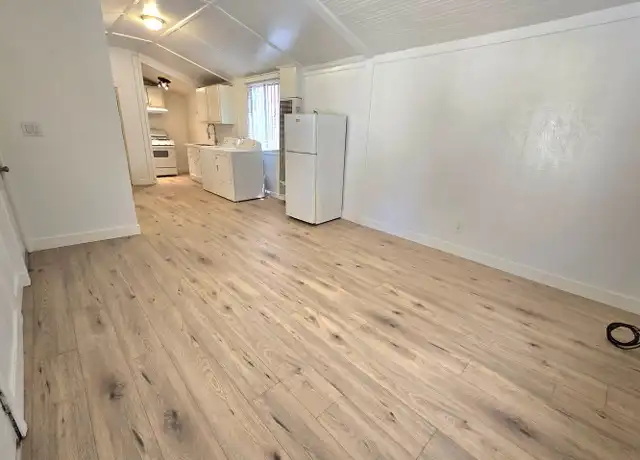 Property at 5826 Willoughby Ave Unit 1/2, Los Angeles, CA, 90038, 1 bed, 1 bath, [object Object]
