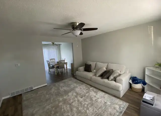 Property at 3303 W 18th St, Davenport, IA, 52804, 2 beds, 1 bath, [object Object]