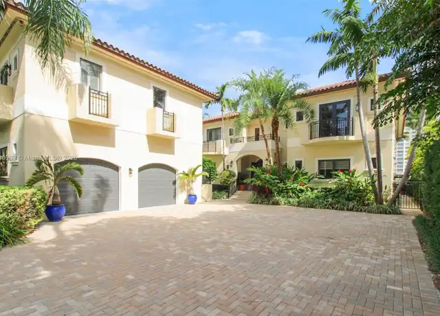 Property at 5655 Pine Tree Dr, Miami Beach, FL, 33140, 6 beds, 8.5 baths, [object Object]
