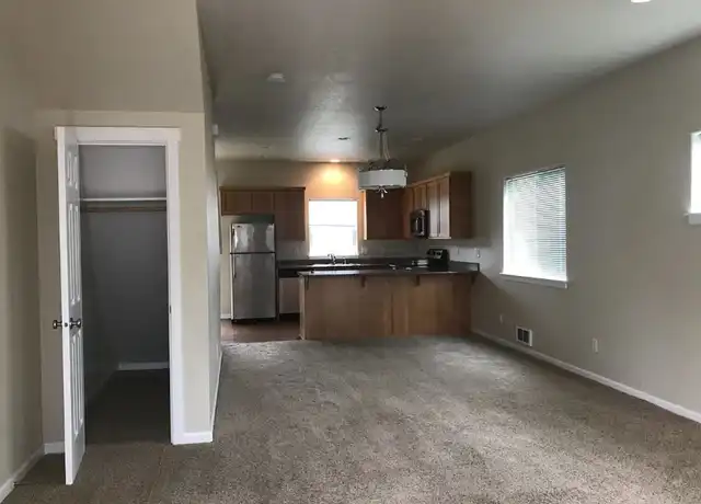 Property at 1637 SW 53rd St, Corvallis, OR, 97333, 3 beds, 2.5 baths, [object Object]