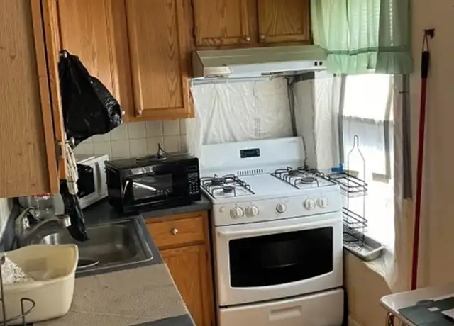 Property at 2 Johnny Ct Unit 2, Boston, MA, 02111, 2 beds, 1 bath, [object Object]