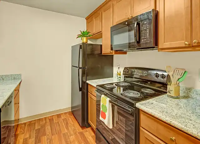 Property at Hillside Chalet - 631 E 22nd Ave, Anchorage, AK, 99503, 1-2 bed, 1 bath, [object Object]