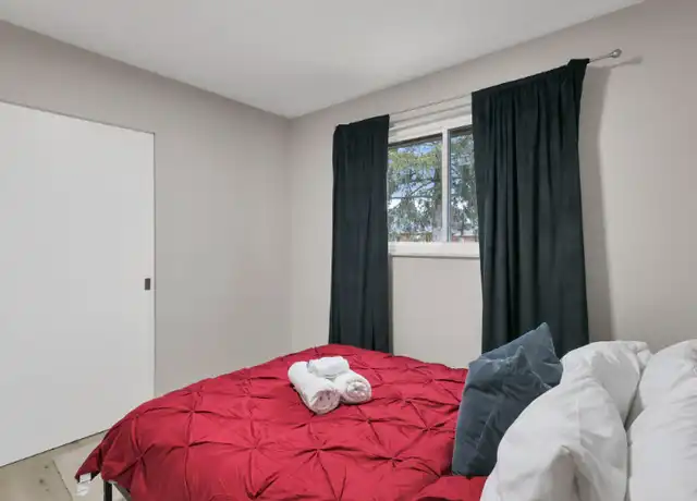 Property at 1833 Berkeley Rd, Columbus, OH, 43207, 1 bed, 1 bath, [object Object]