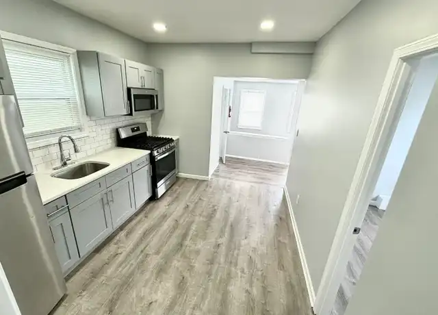 Property at 212 John St, Elizabeth, NJ, 07202, 3 beds, 2 baths, [object Object]