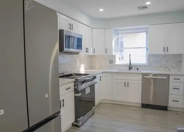 Property at 263-265 Mount Prospect Ave Unit 1, Newark, NJ, 07104, 3 beds, 2 baths, [object Object]